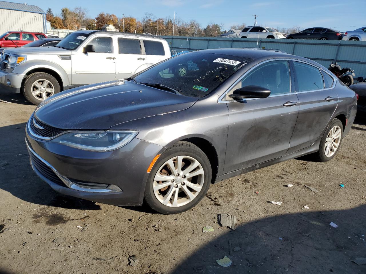 Изображение 1 Chrysler 200 Limited 2015 с VIN 1C3CCCAB4FN724926
