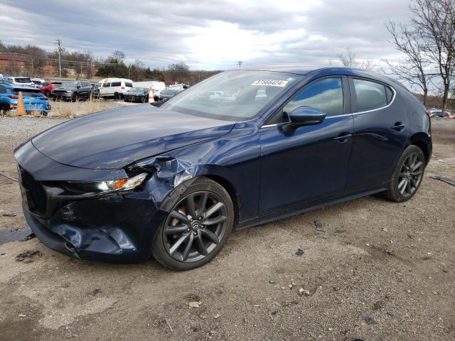 Image 1 of 2019 MAZDA 3 PREFERRED 2019 with VIN JM1BPAMM2K1120578