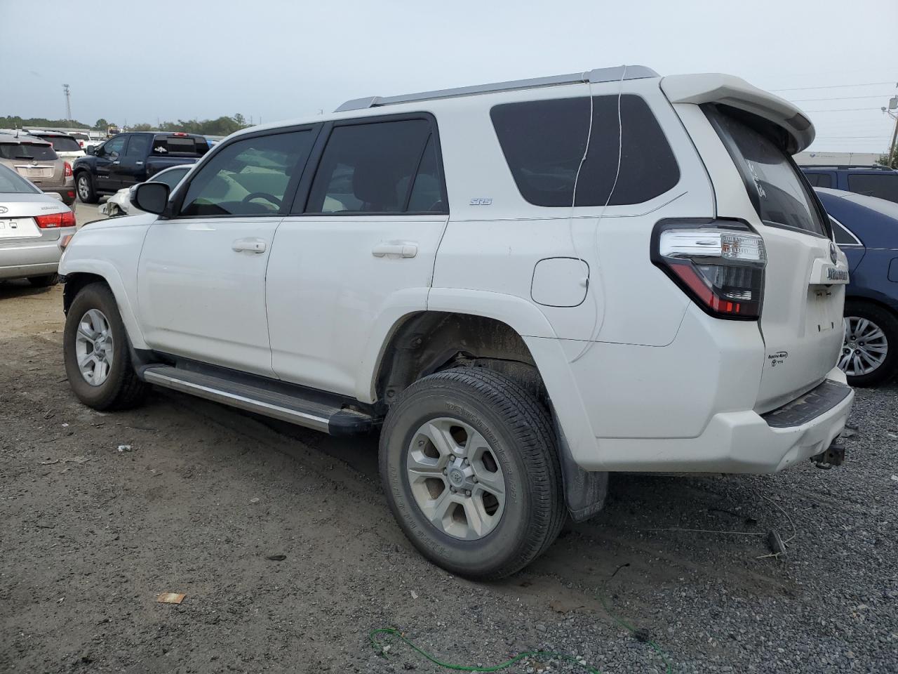 Изображение 2 2016 TOYOTA 4RUNNER SR5/SR5 PREMIUM 2016 с VIN JTEBU5JR0G5283046