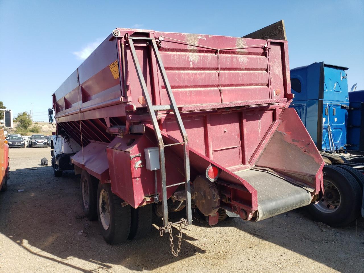 Obraz 3 z 1984 INTERNATIONAL S-SERIES 1724 1984 z VIN 1HTLBEGNXEHA36394