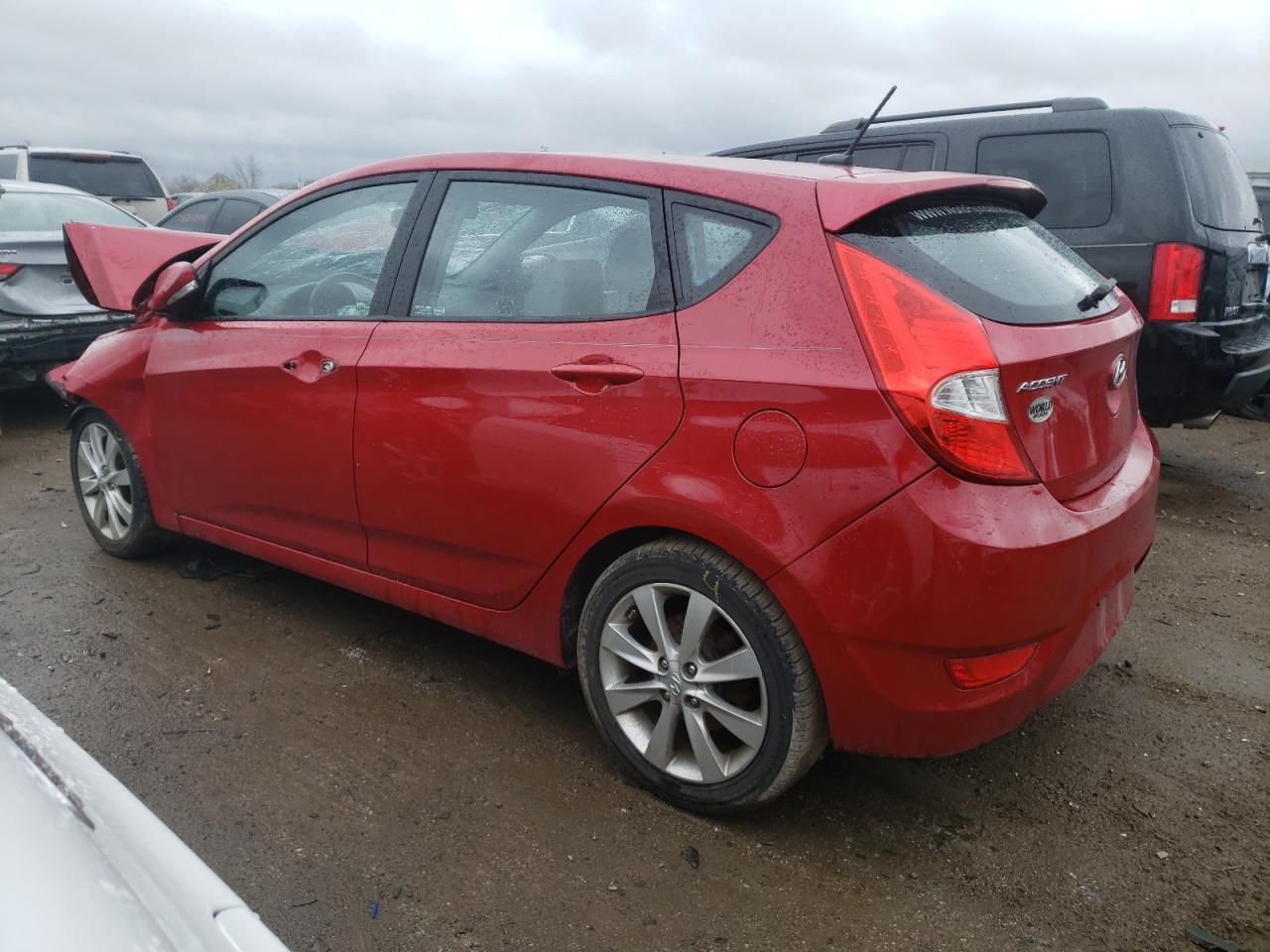 Image 2 of 2013 HYUNDAI ACCENT GLS 2013 with VIN KMHCU5AE2DU075107