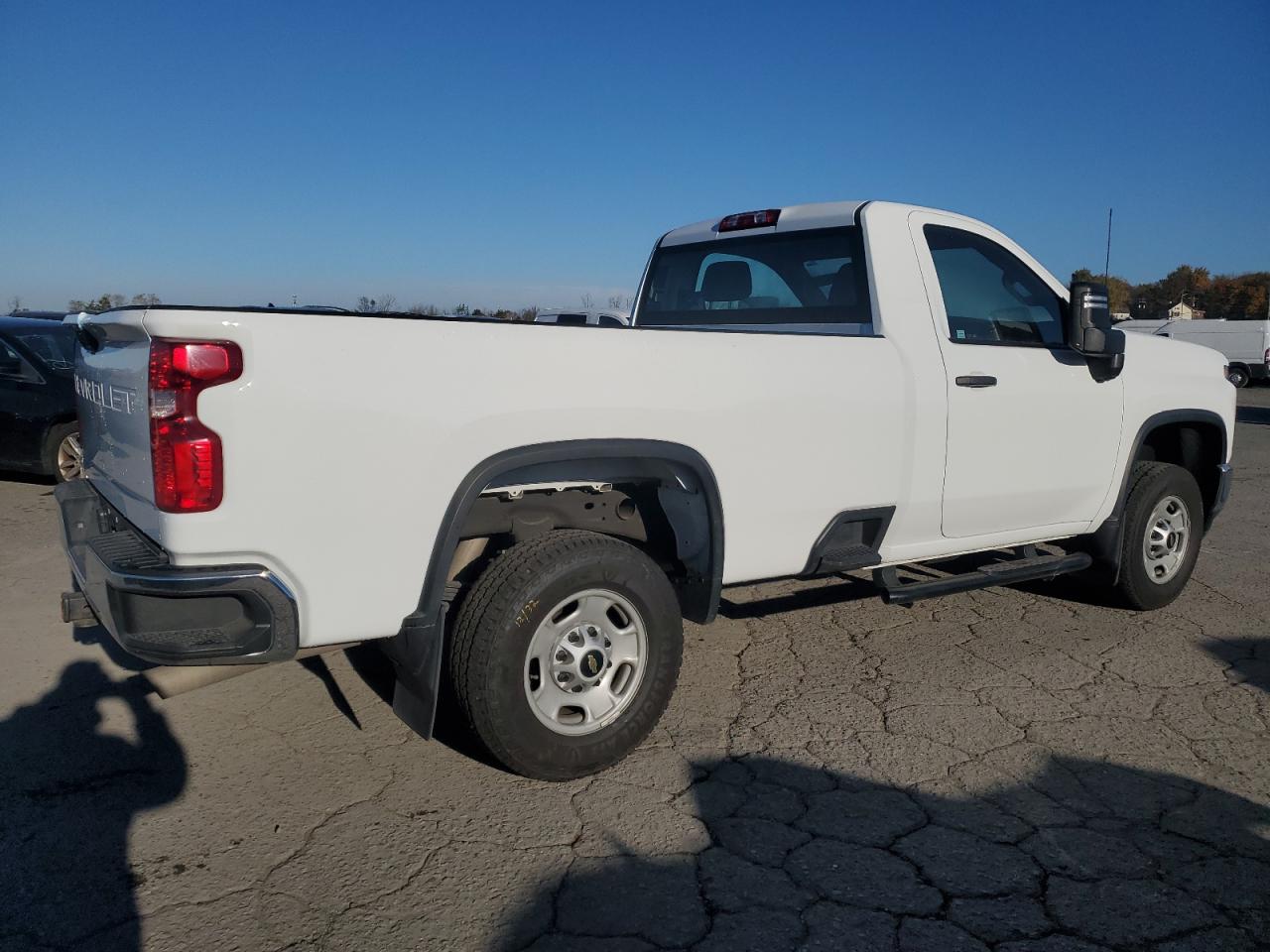 Image 3 of 2021 CHEVROLET SILVERADO K2500 HEAVY DUTY 2021 with VIN 1GC0YLE79MF200071