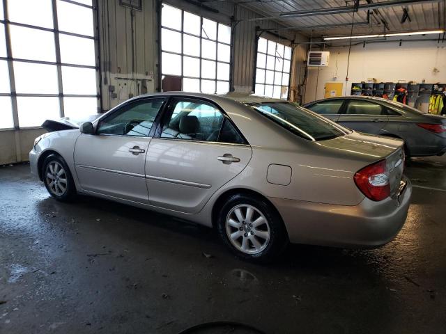 Image 2 of 2004 TOYOTA CAMRY LE 2004 with VIN 4T1BF30K04U589054