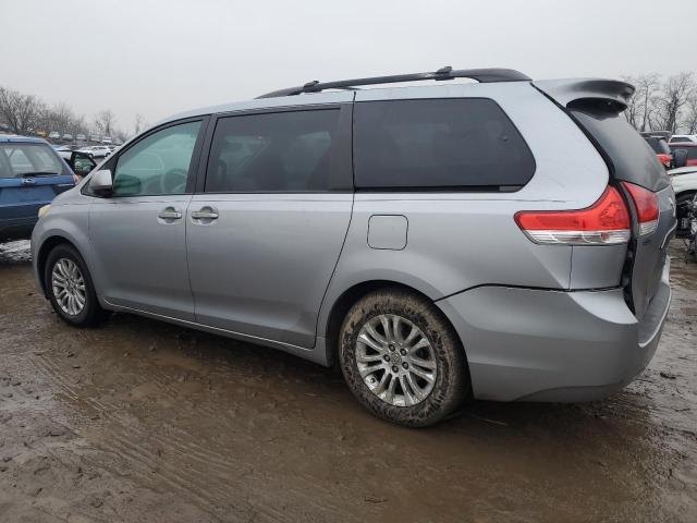 Obraz 2 z 2011 TOYOTA SIENNA XLE 2011 z VIN 5TDYK3DC3BS155466
