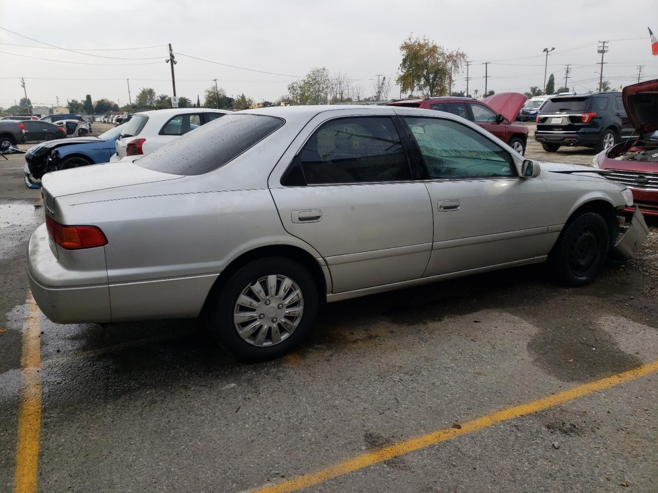 Изображение 3 2000 TOYOTA CAMRY CE 2000 с VIN 4T1BG22K5YU657035