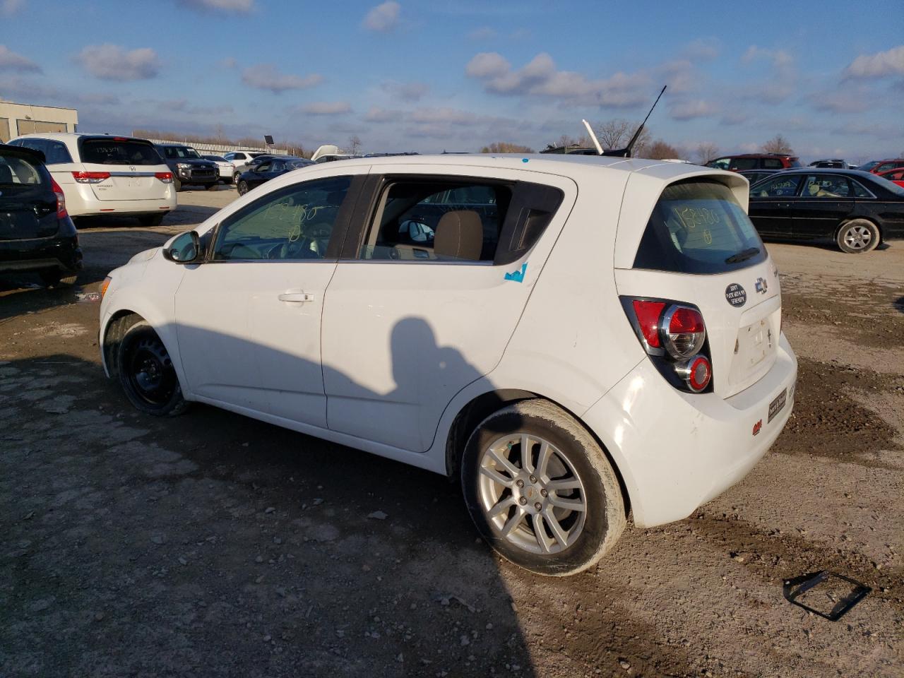 Изображение 2 2012 CHEVROLET SONIC LT 2012 с VIN 1G1JC6SH6C4158480
