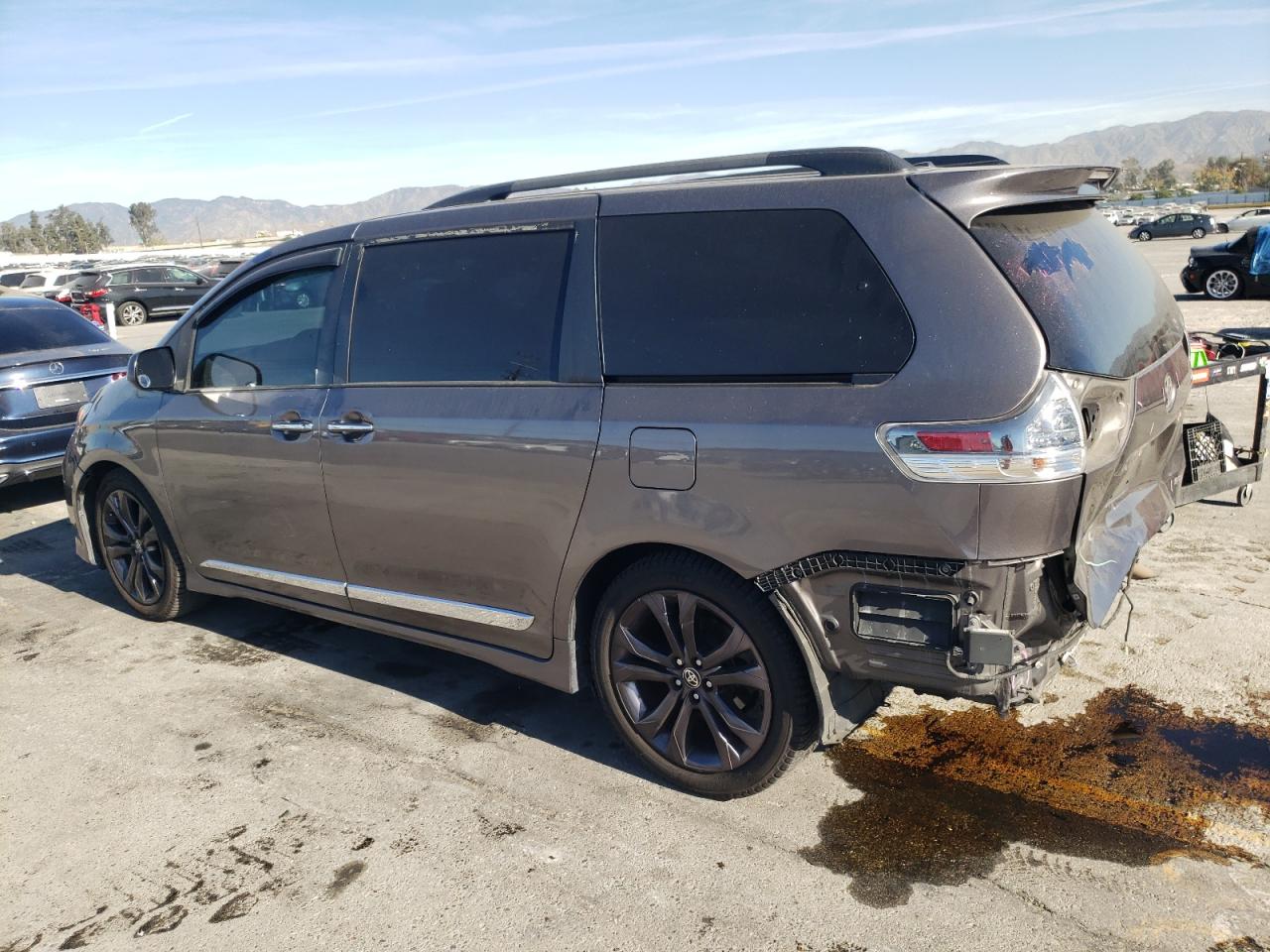 Image 2 of 2015 TOYOTA SIENNA SPORT 2015 with VIN 5TDXK3DC7FS602611