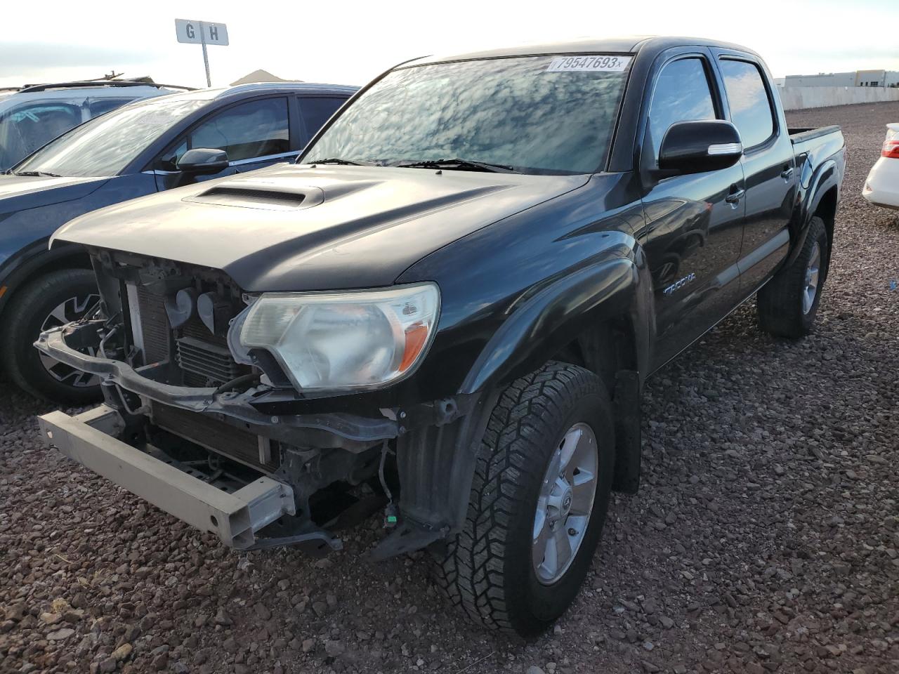 Image 1 of 2015 TOYOTA TACOMA DOUBLE CAB PRERUNNER 2015 with VIN 3TMJU4GN2FM193307