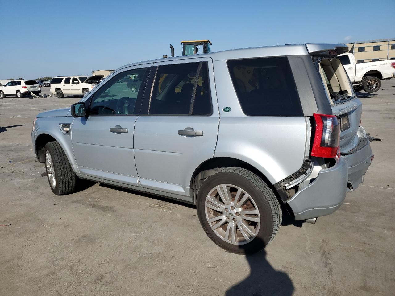 Image 2 of 2010 LAND ROVER LR2 HSE 2010 with VIN SALFR2BN0AH184811