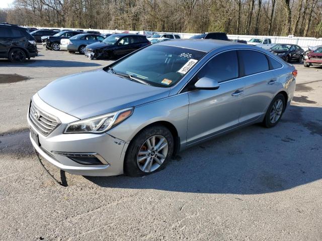 Image 1 of 2015 HYUNDAI SONATA SE 2015 with VIN 5NPE24AF7FH214859