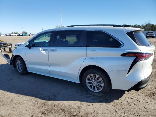 Изображение 2 2022 TOYOTA SIENNA XLE 2022 с VIN 5TDYRKEC1NS078007