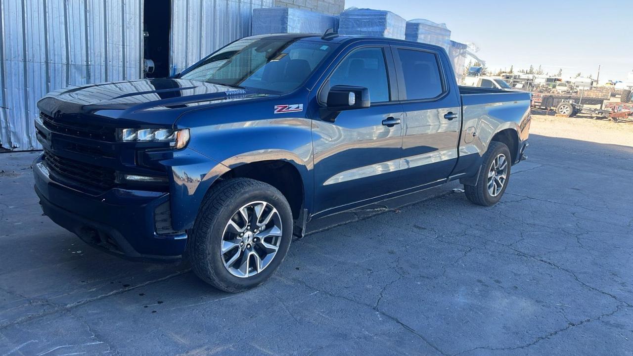 Image 2 of 2020 CHEVROLET SILVERADO K1500 RST 2020 with VIN 3GCUYEET7LG437794