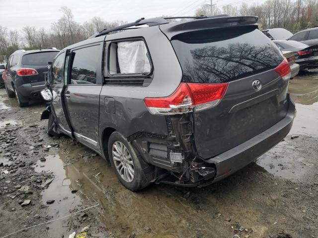 Изображение 2 2013 TOYOTA SIENNA XLE 2013 с VIN 5TDYK3DC8DS321984