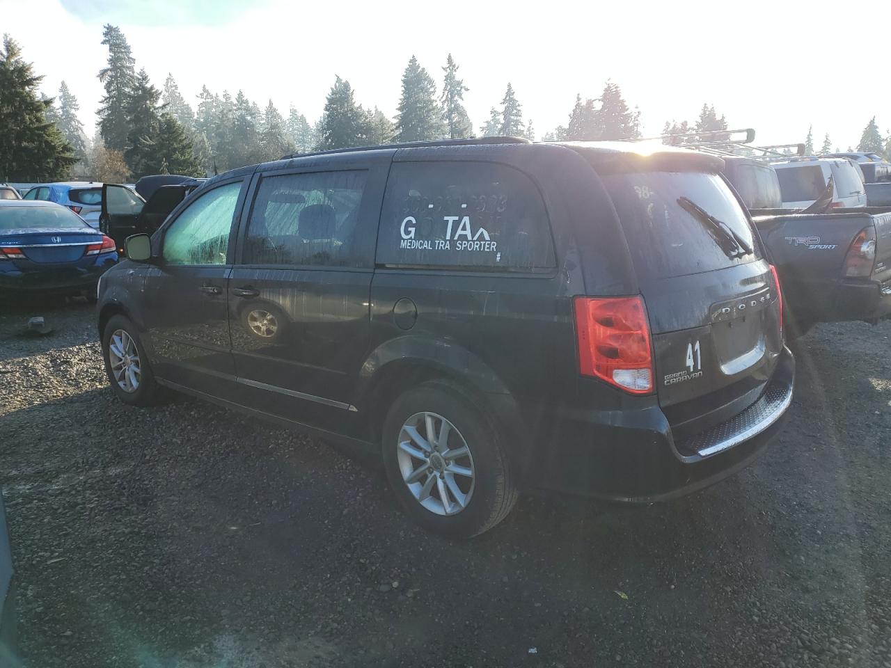 Image 2 of 2015 DODGE GRAND CARAVAN SXT 2015 with VIN 2C4RDGCG6FR540979