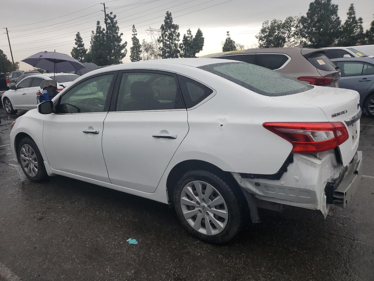 Obraz 2 z 2018 NISSAN SENTRA S 2018 z VIN 3N1AB7AP6JY212186