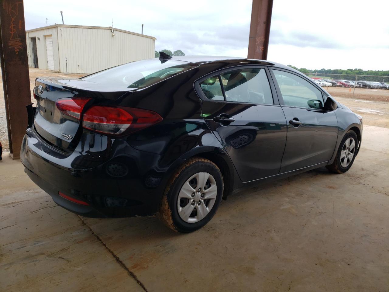 Obraz 3 z 2018 KIA FORTE LX 2018 z VIN 3KPFK4A73JE271957