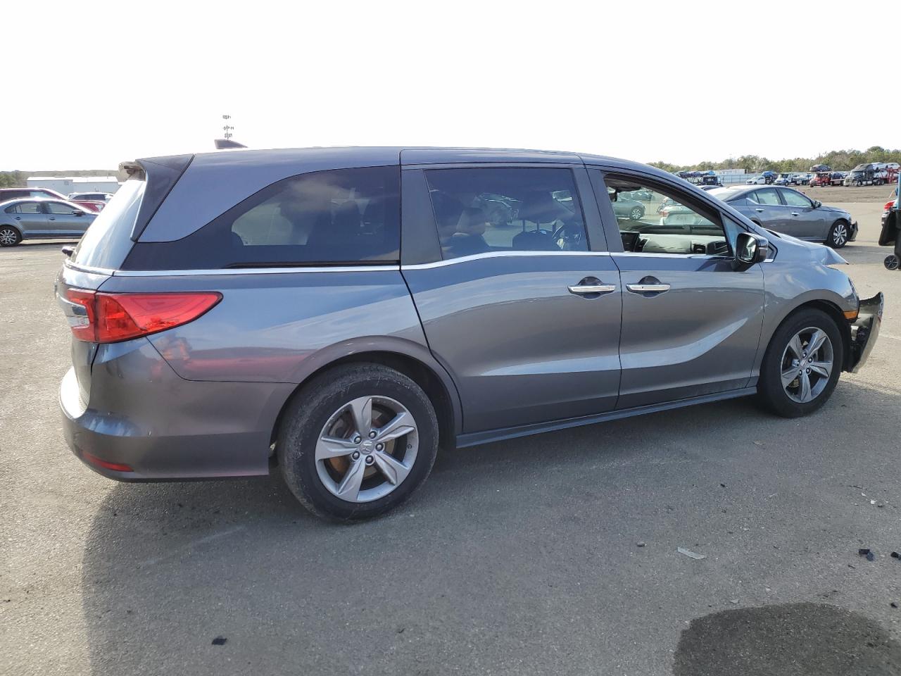 Image 3 of 2019 HONDA ODYSSEY EXL 2019 with VIN 5FNRL6H78KB107918