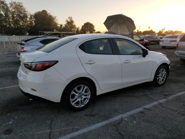 Obraz 3 z 2017 TOYOTA YARIS IA  2017 z VIN 3MYDLBYV9HY148039