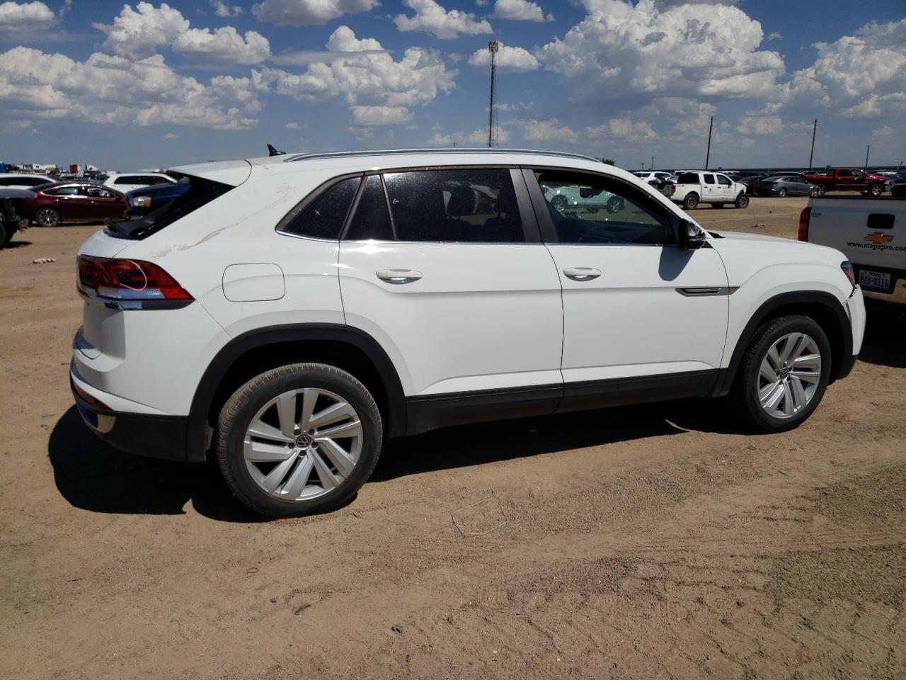 Obraz 3 z 2021 VOLKSWAGEN ATLAS CROSS SPORT SE 2021 z VIN 1V2WC2CA2MC227694