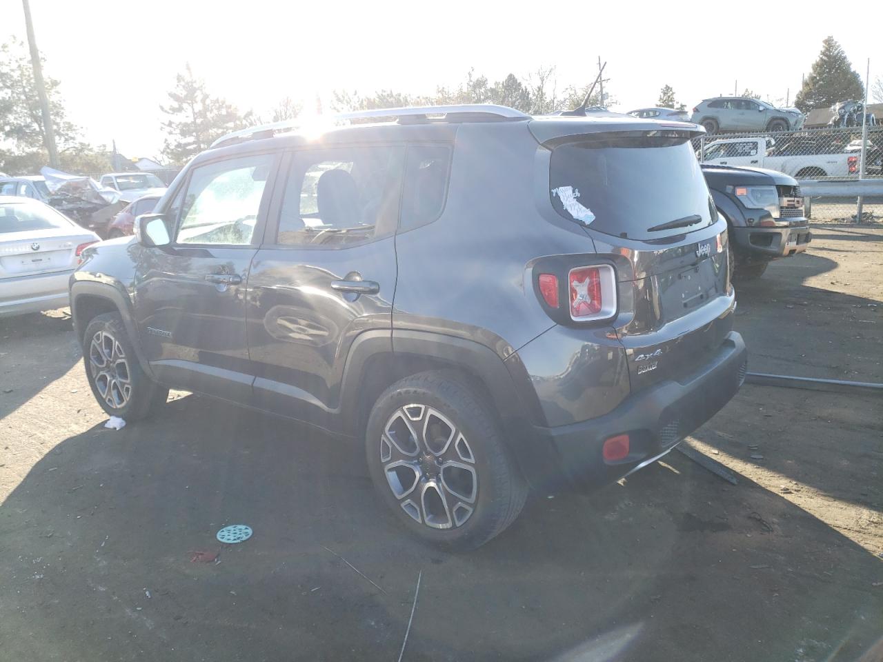 Изображение 2 2017 JEEP RENEGADE LIMITED 2017 с VIN ZACCJBDBXHPE71144
