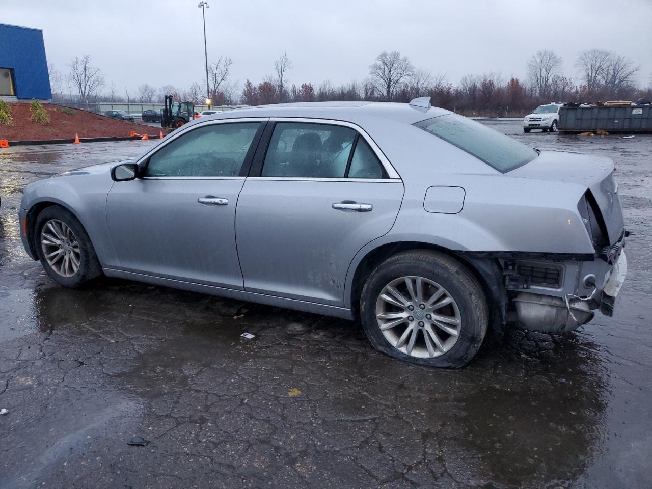 Image 2 of 2017 CHRYSLER 300C  2017 with VIN 2C3CCAEG9HH549904