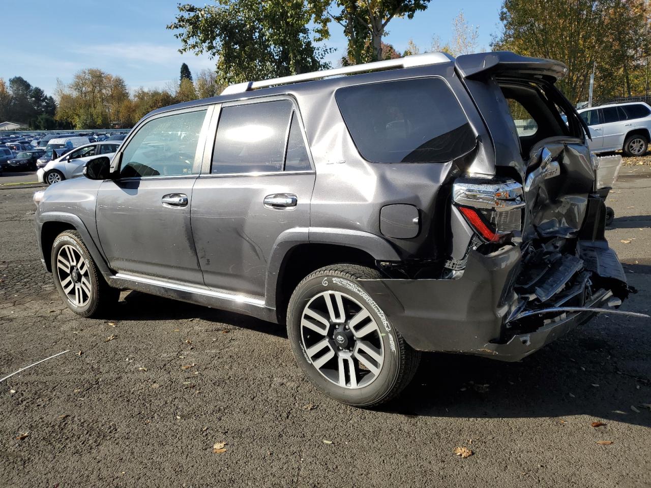 Image 2 of 2018 TOYOTA 4RUNNER SR5/SR5 PREMIUM 2018 with VIN JTEBU5JR7J5496972