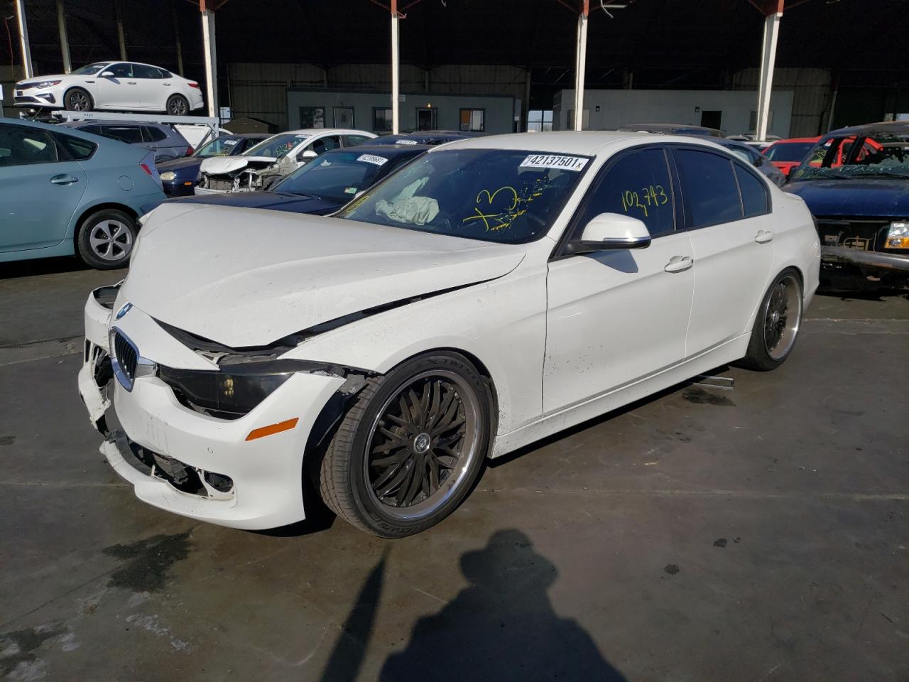 Image 2 of Bmw 320 I 2015 with VIN WBA3B1C50FK139513