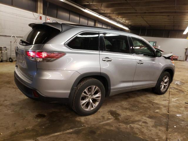 Изображение 3 2015 TOYOTA HIGHLANDER XLE 2015 с VIN 5TDJKRFH5FS215508