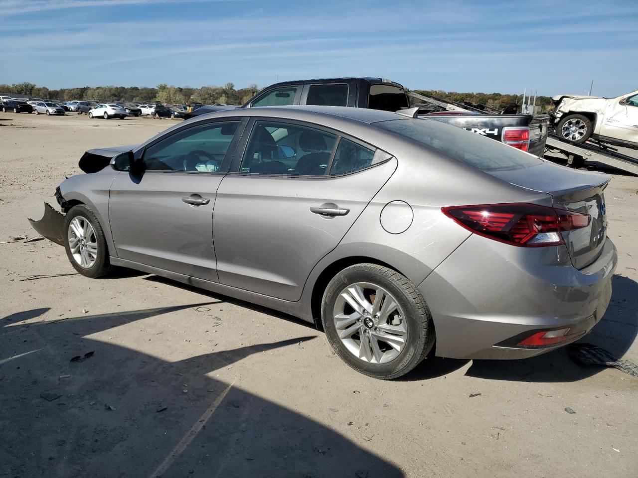 Изображение 2 2020 HYUNDAI ELANTRA SEL 2020 с VIN KMHD84LF6LU070502