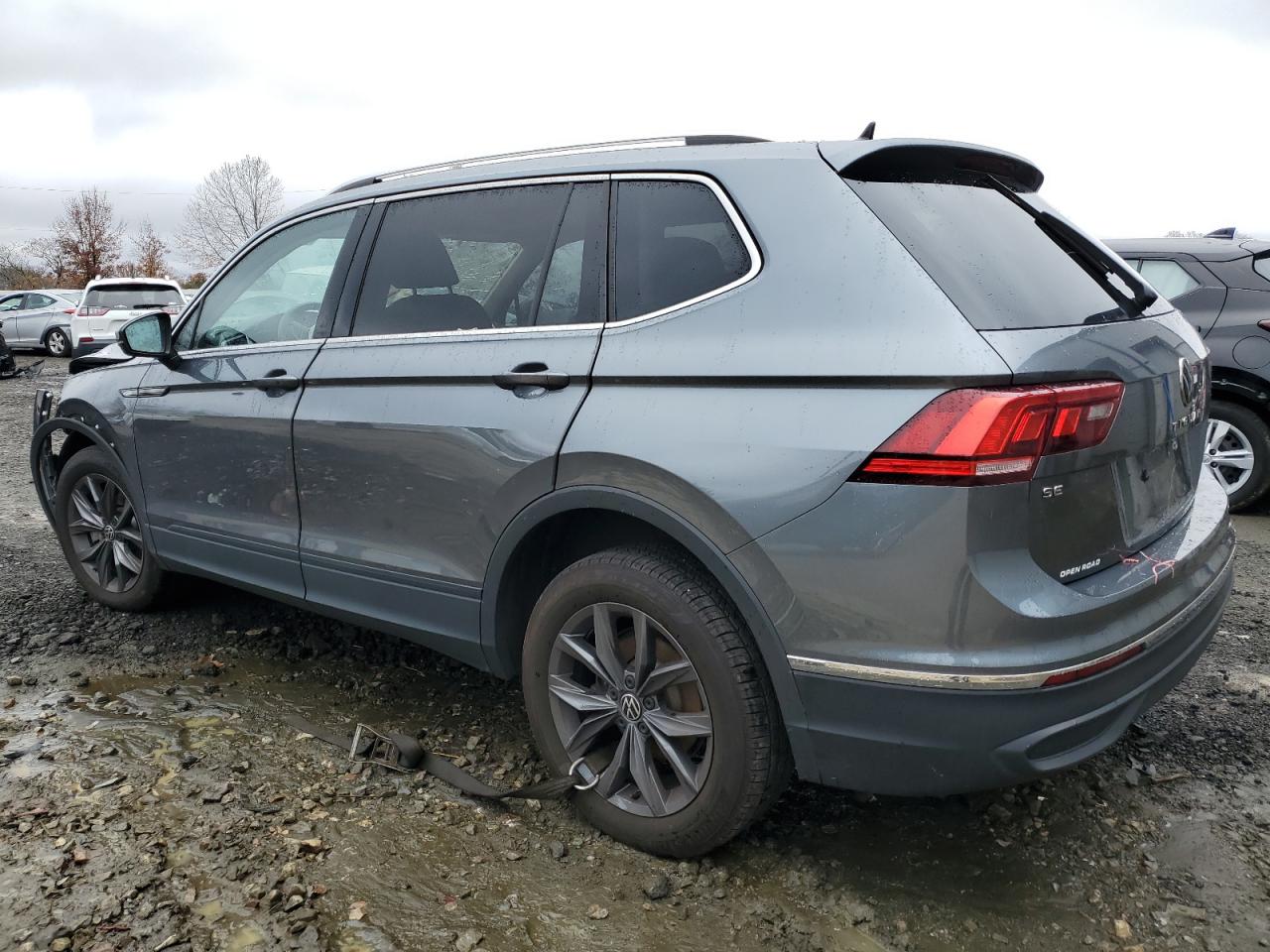 Obraz 2 z 2022 VOLKSWAGEN TIGUAN SE 2022 z VIN 3VV2B7AX8NM127642