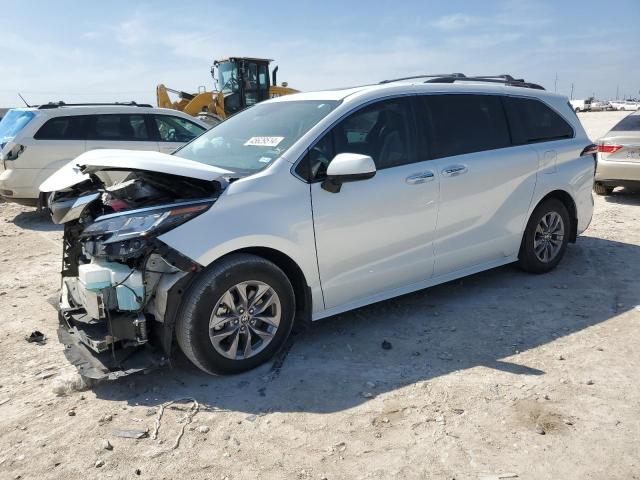 Obraz 2022 TOYOTA SIENNA XLE 2022