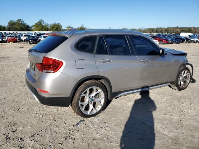 Obraz 3 z 2015 BMW X1 SDRIVE28I 2015 z VIN WBAVM1C50FVZ93970