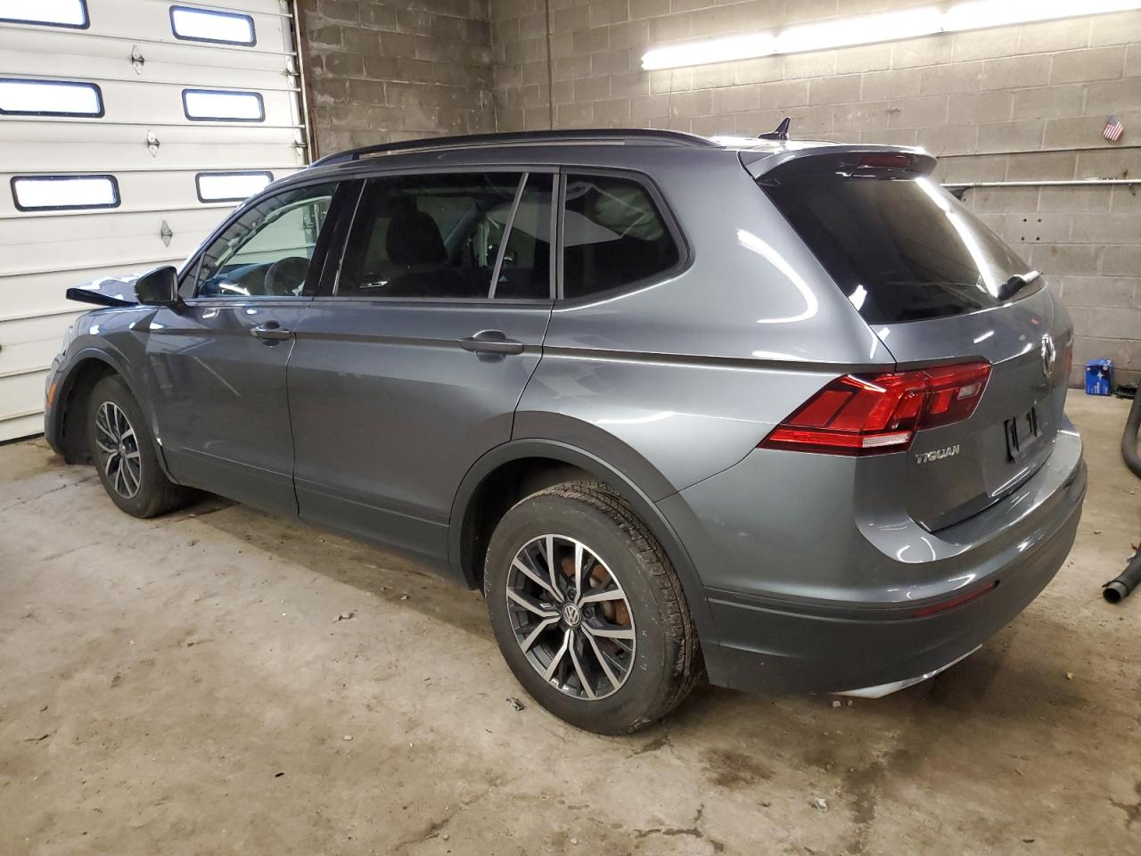Image 2 of 2021 VOLKSWAGEN TIGUAN S 2021 with VIN 3VV0B7AXXMM097193