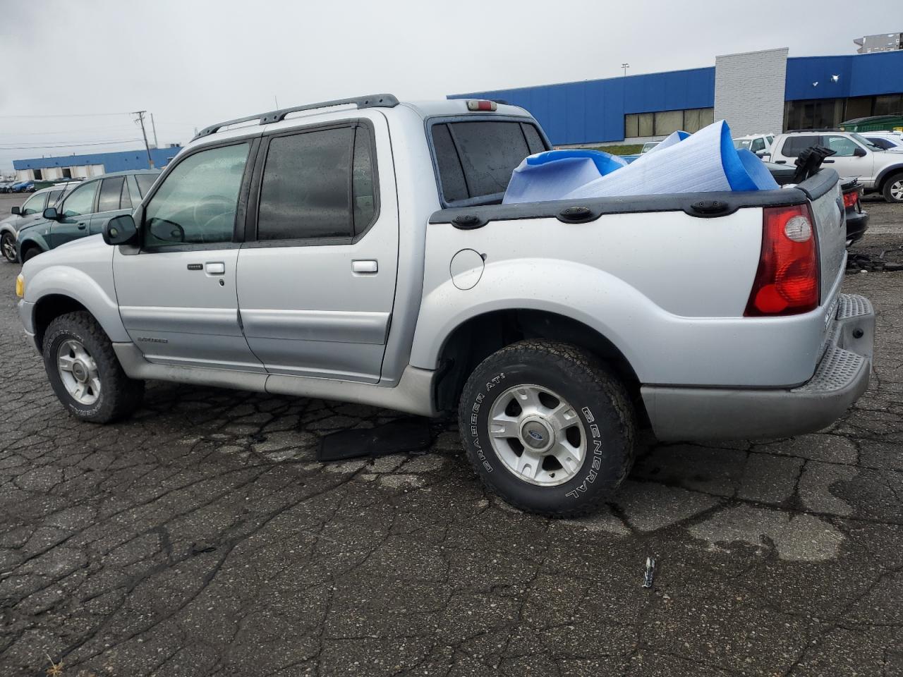 Image 2 of 2002 FORD EXPLORER SPORT TRAC  2002 with VIN 1FMZU77E02UB43883