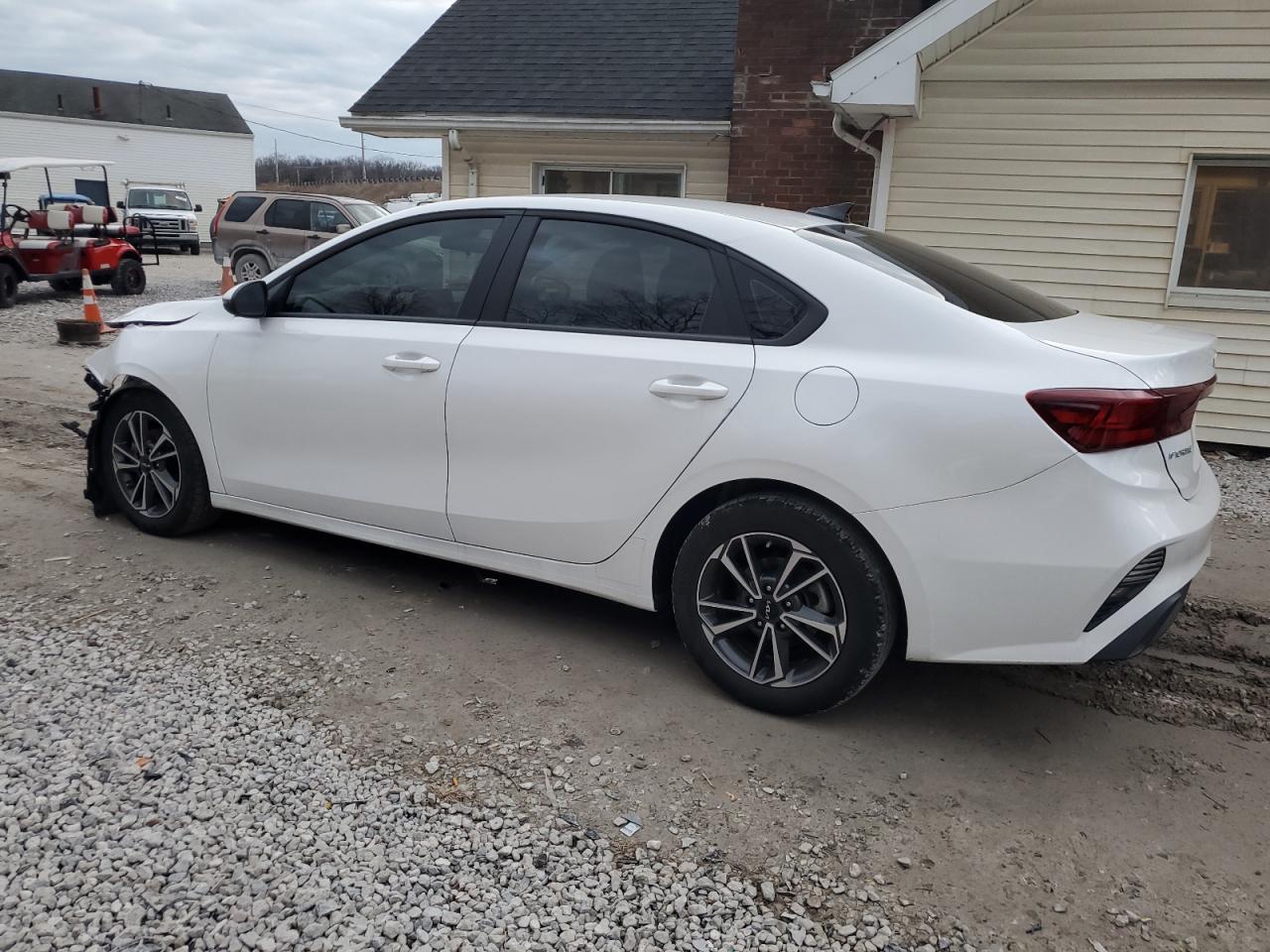 Image 2 of 2022 KIA FORTE FE 2022 with VIN 3KPF24ADXNE475540