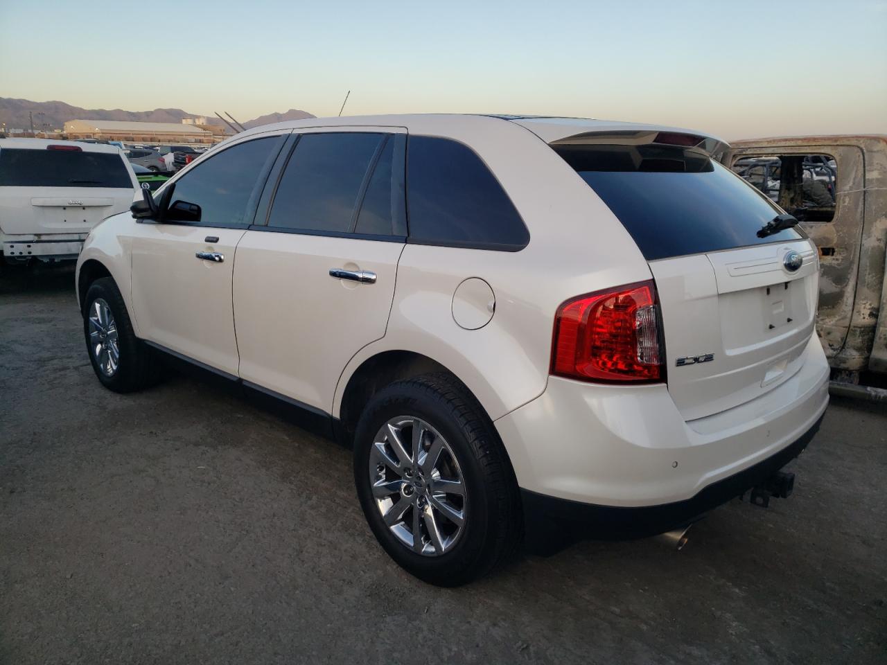 Obraz 2 z 2011 FORD EDGE SEL 2011 z VIN 2FMDK3JC5BBB48339