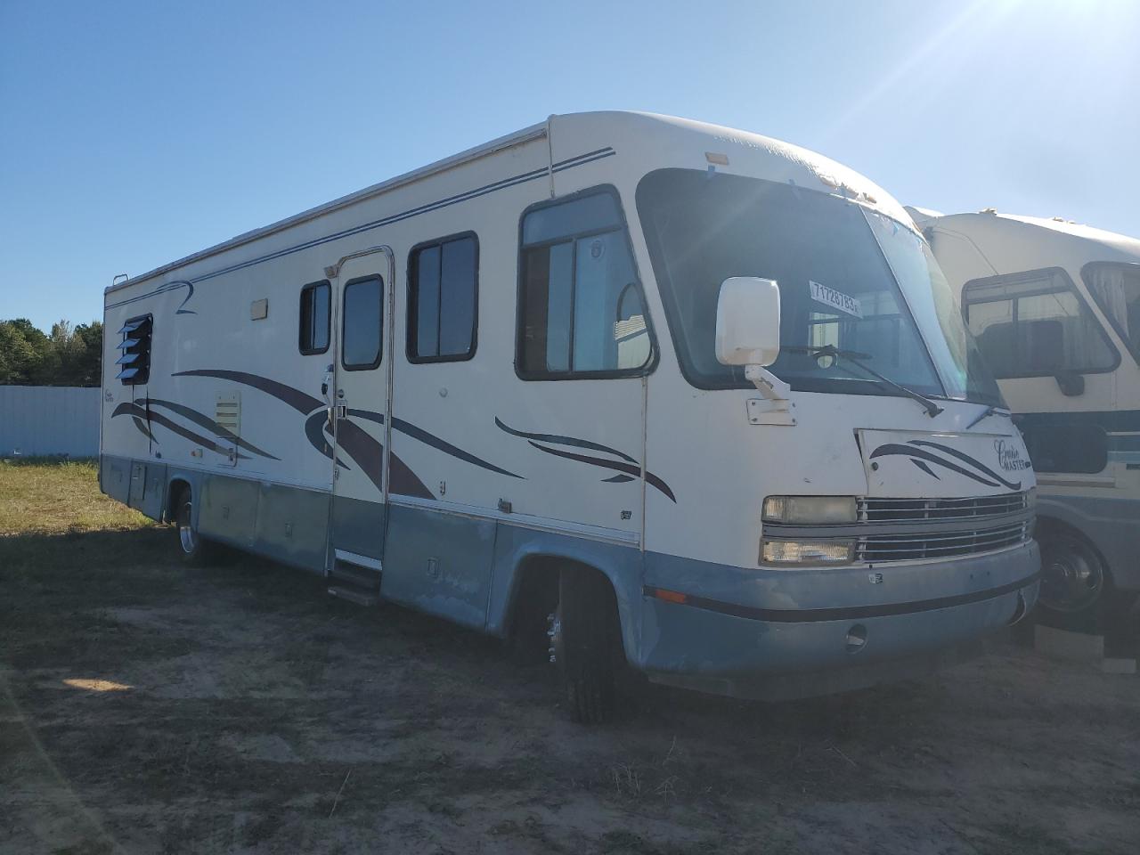 Изображение 2000 FORD F550 SUPER DUTY STRIPPED CHASSIS 2000