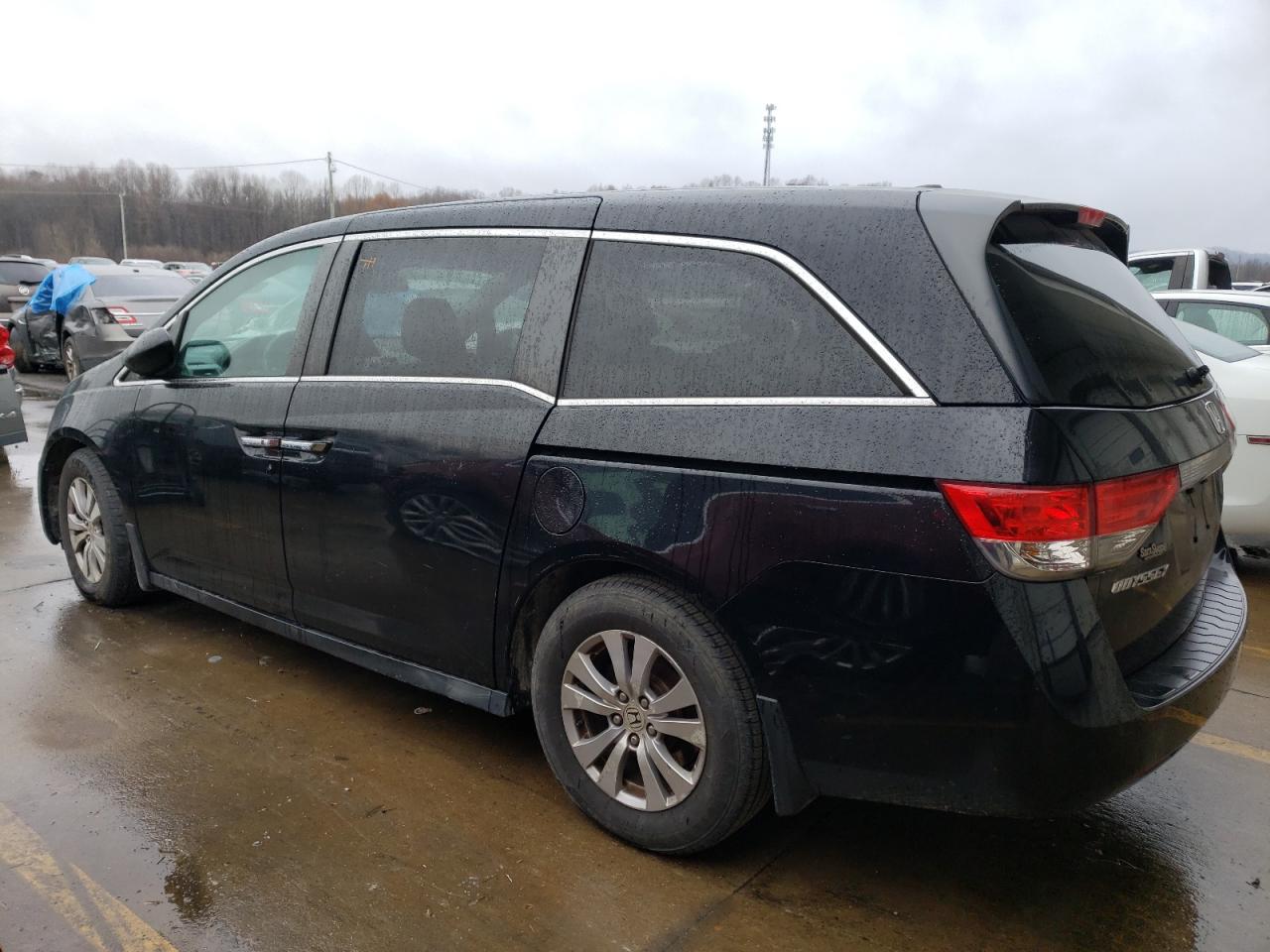Image 2 of 2015 HONDA ODYSSEY EXL 2015 with VIN 5FNRL5H65FB031436