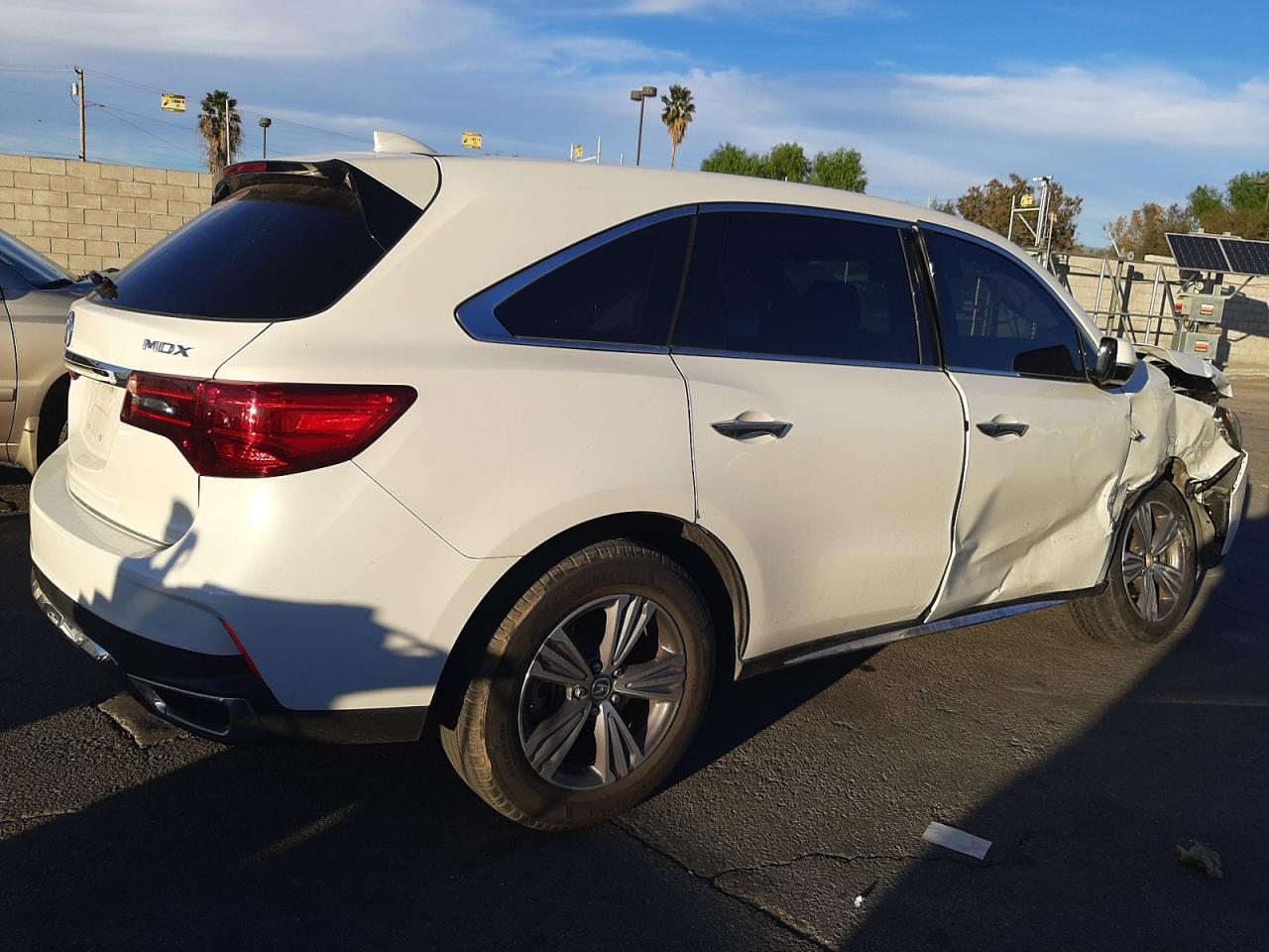 Image 3 of 2019 ACURA MDX  2019 with VIN 5J8YD3H31KL010188