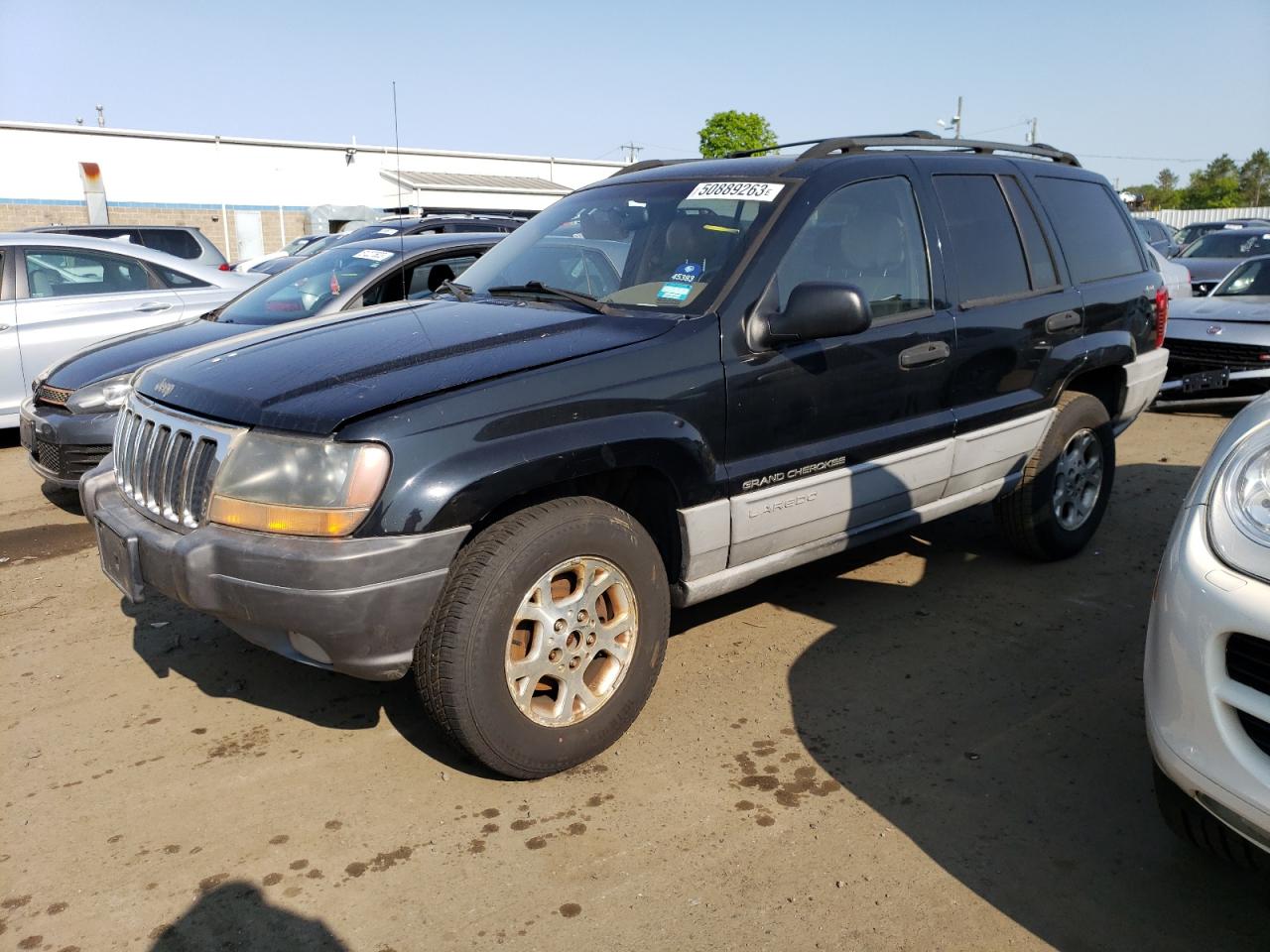 Image 1 of 2000 JEEP GRAND CHEROKEE LAREDO 2000 with VIN 1J4GW48N6YC324112
