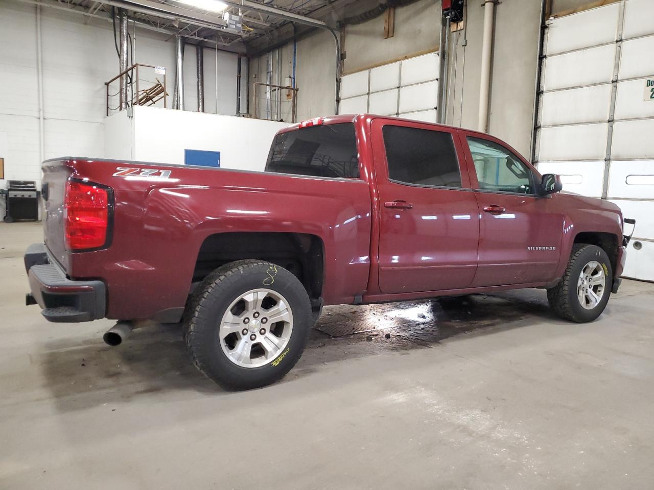 Image 3 of 2017 CHEVROLET SILVERADO K1500 LT 2017 with VIN 3GCUKREC4HG325437