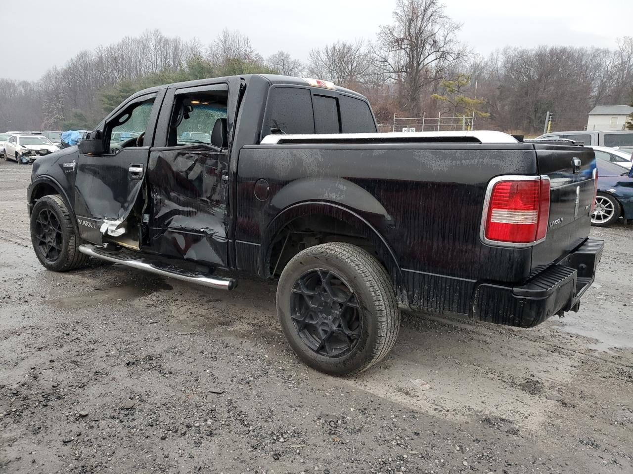 Image 2 of 2007 LINCOLN MARK LT  2007 with VIN 5LTPW18507FJ11249