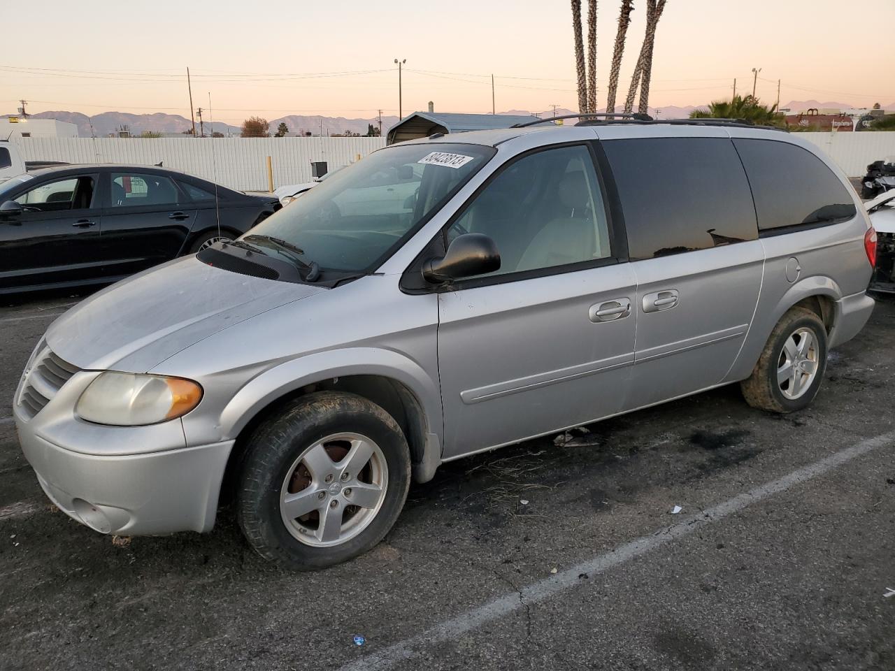 Image 1 of 2007 DODGE GRAND CARAVAN SXT 2007 with VIN 2D8GP44L77R125374