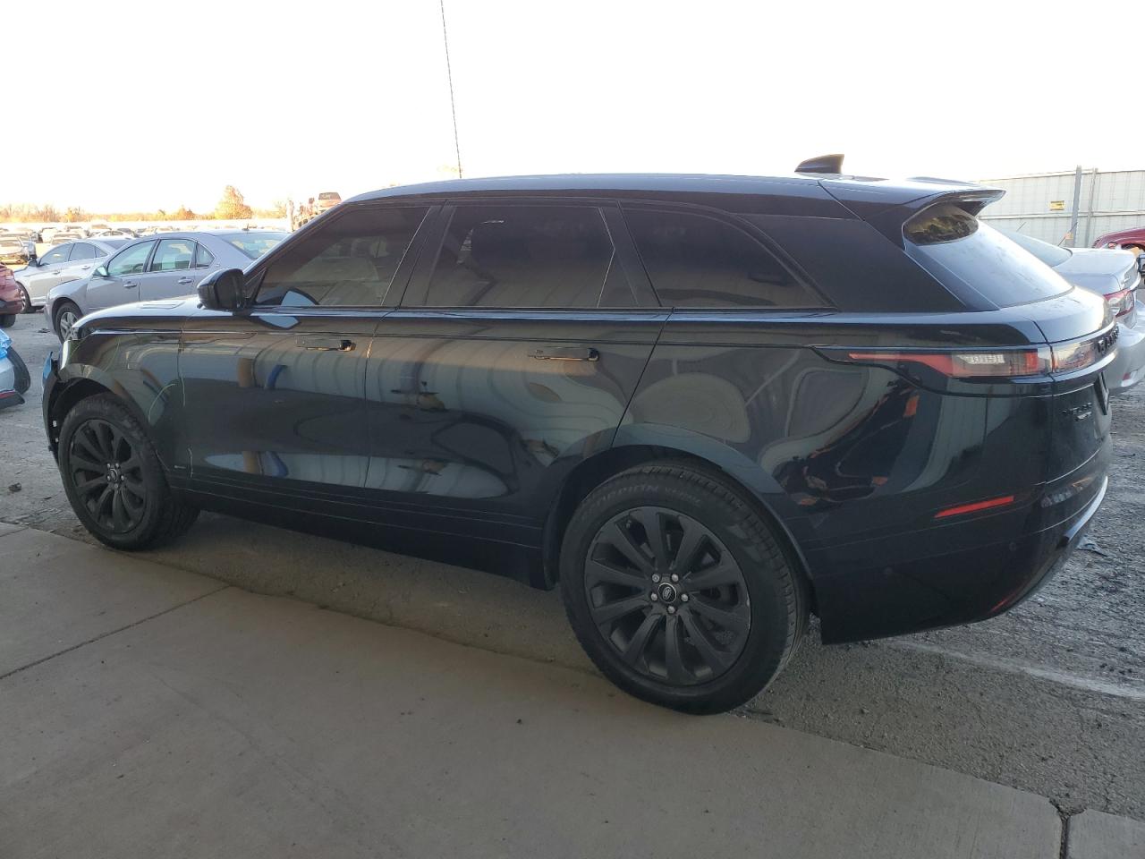 Obraz 2 z 2019 LAND ROVER RANGE ROVER VELAR R-DYNAMIC SE 2019 z VIN SALYL2EX9KA783658