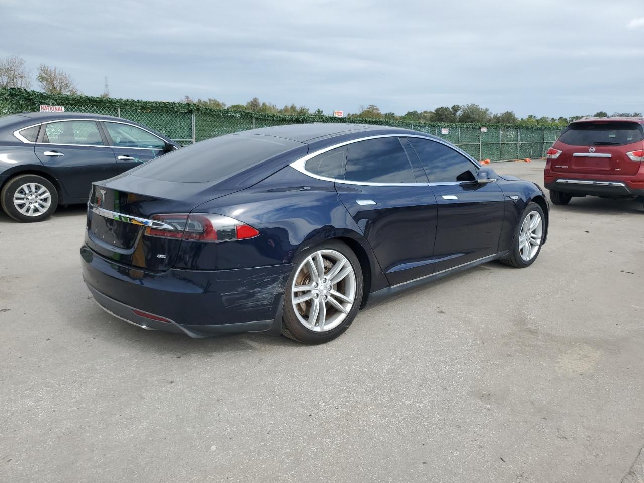 Изображение 3 2014 TESLA MODEL S  2014 с VIN 5YJSA1H16EFP28519
