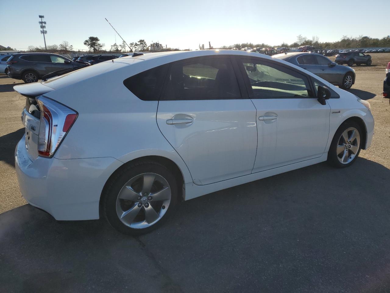 Изображение 3 2013 TOYOTA PRIUS  2013 с VIN JTDKN3DU6D5617369