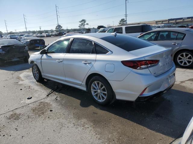 Изображение 2 2018 HYUNDAI SONATA SE 2018 с VIN 5NPE24AF2JH670776
