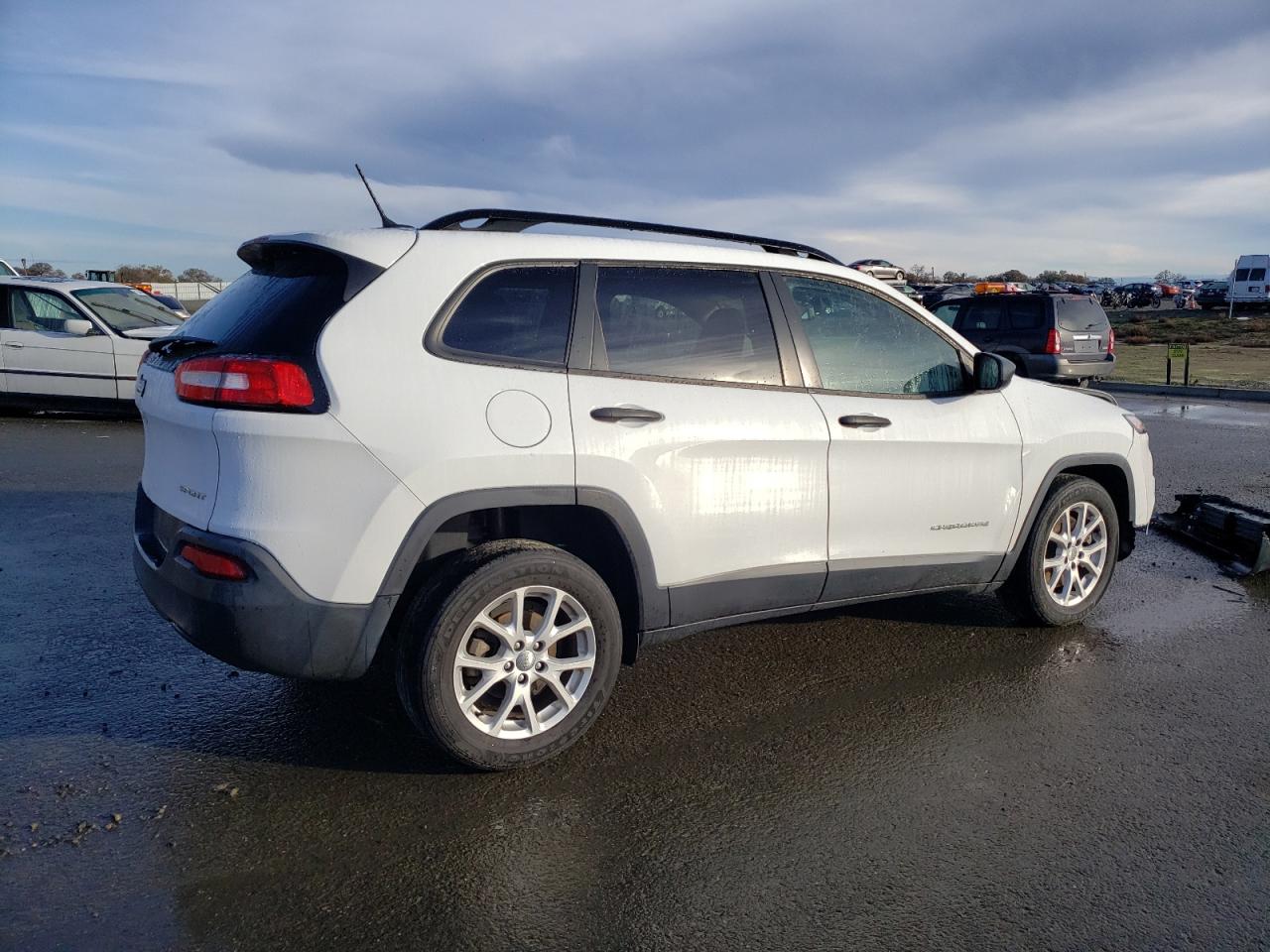 Изображение 3 2017 JEEP CHEROKEE SPORT 2017 с VIN 1C4PJLAB9HW593041