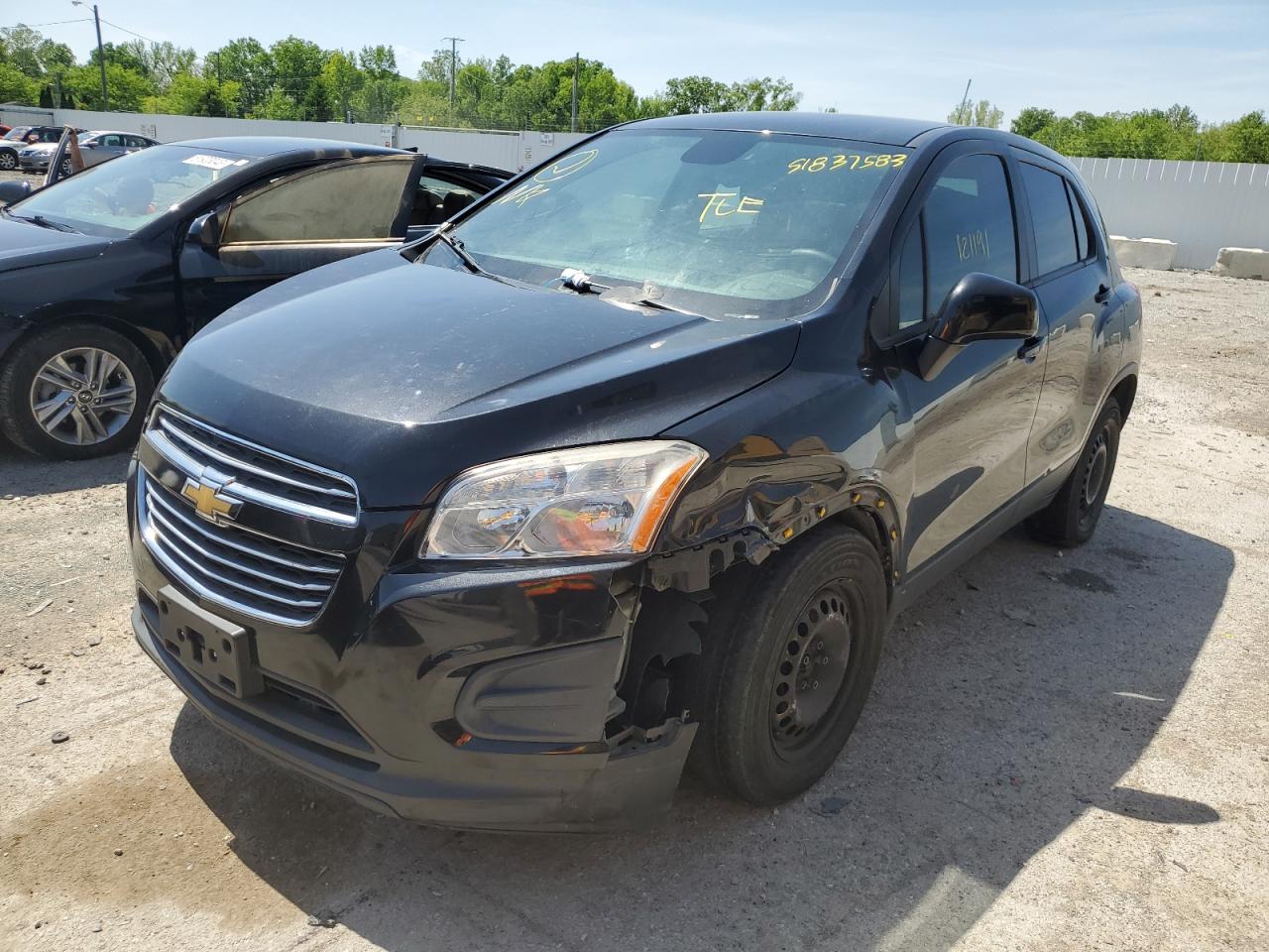 Изображение 1 2015 CHEVROLET TRAX LS 2015 с VIN KL7CJKSB6FB125082