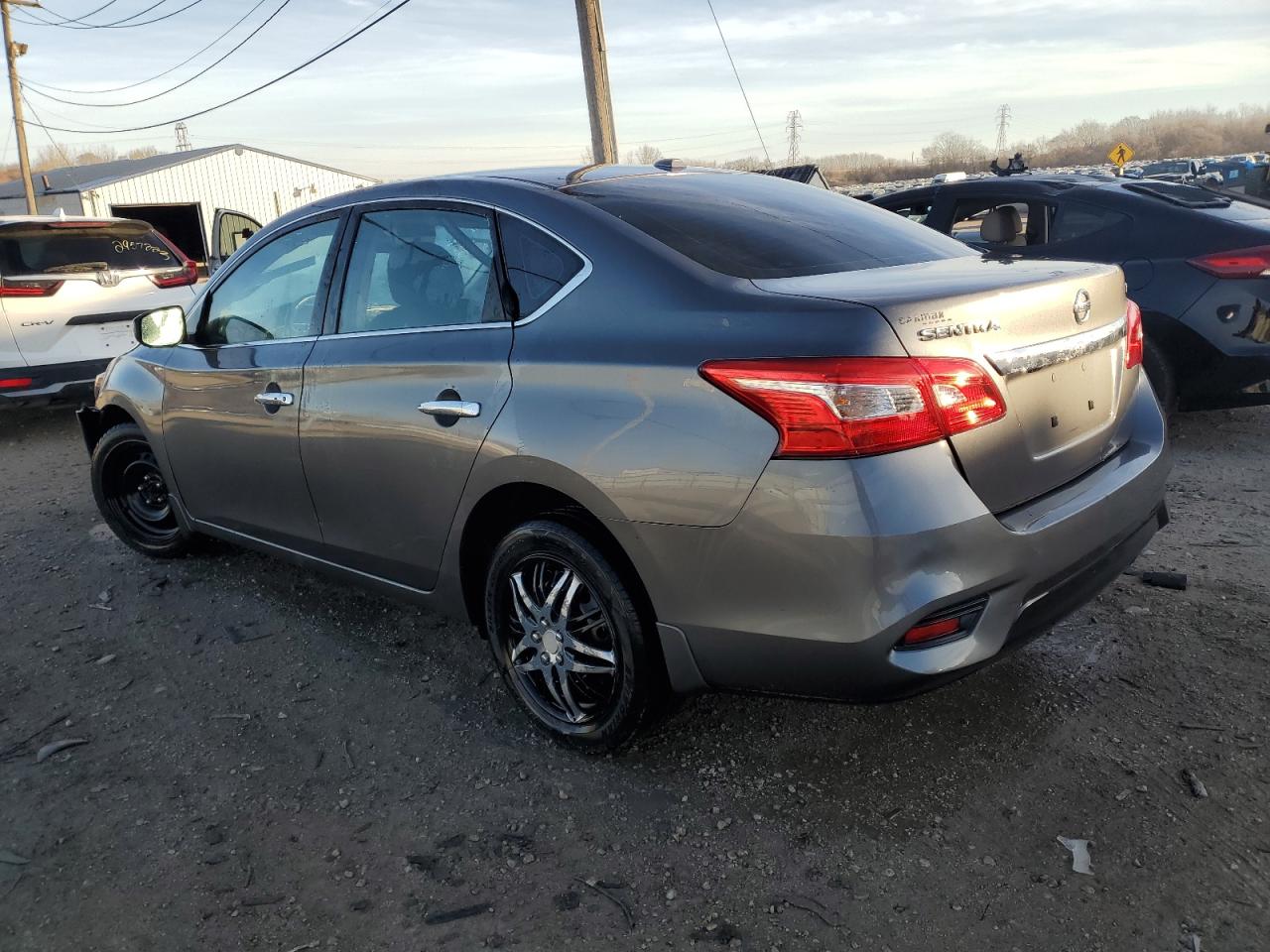 Изображение 2 2017 NISSAN SENTRA S 2017 с VIN 3N1AB7AP5HL661110